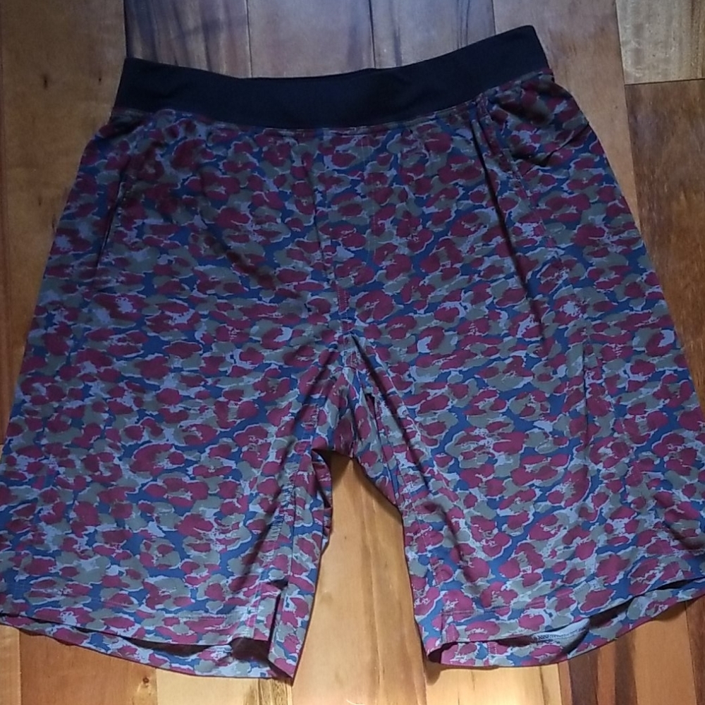 Lululemon T.H.E. Shorts - Men's large